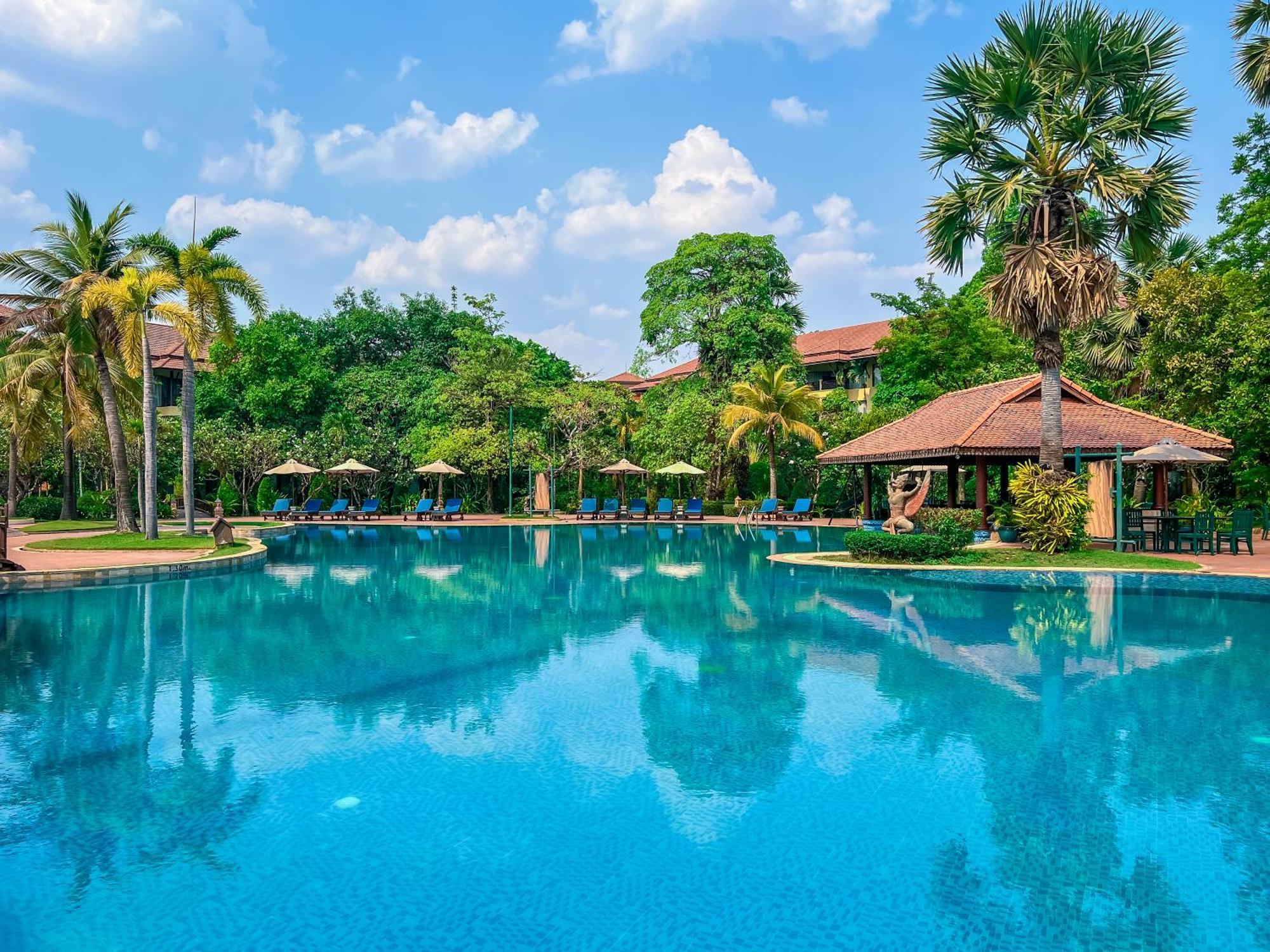 Angkor Palace Resort & Spa Siem Reap Exterior foto