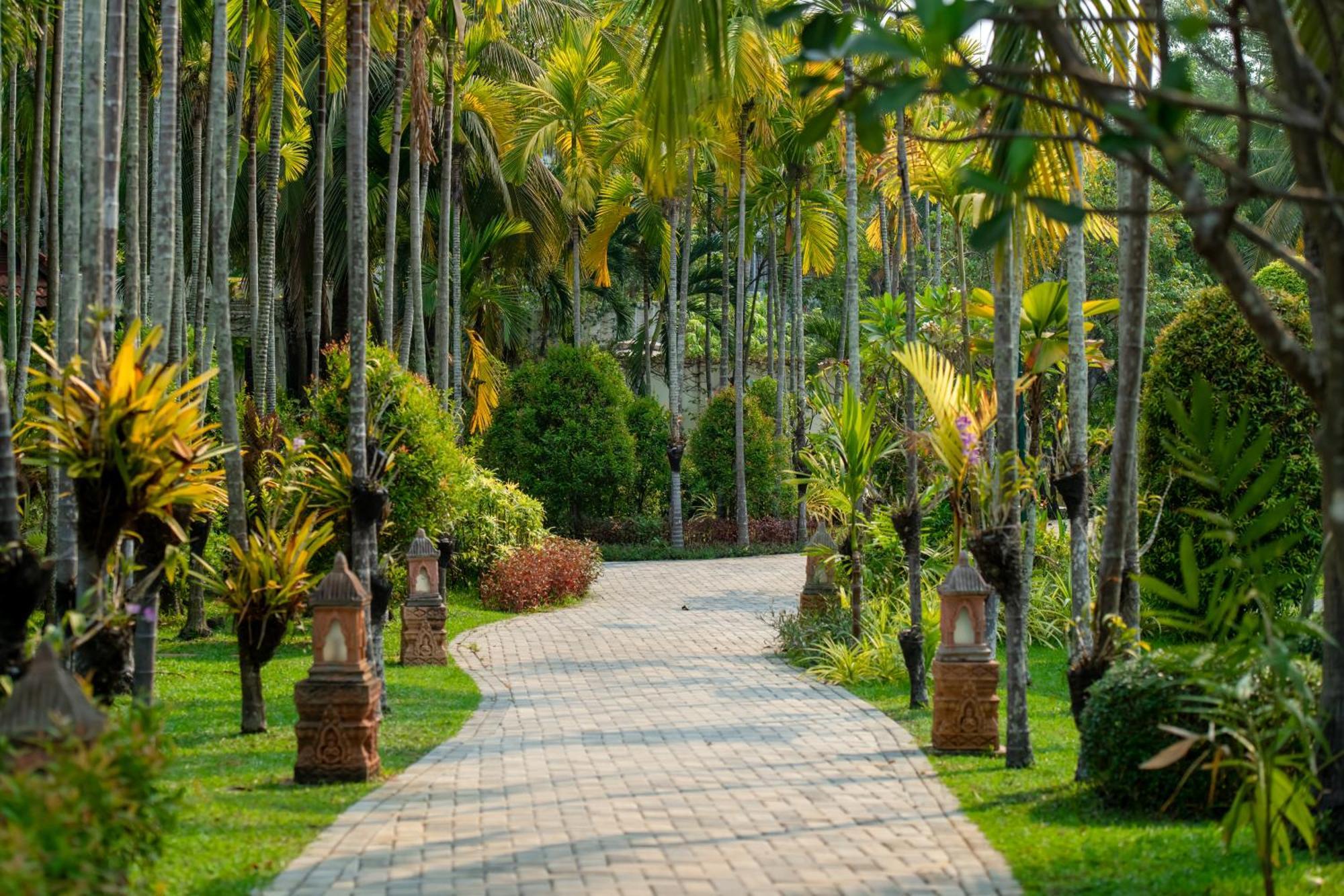 Angkor Palace Resort & Spa Siem Reap Exterior foto