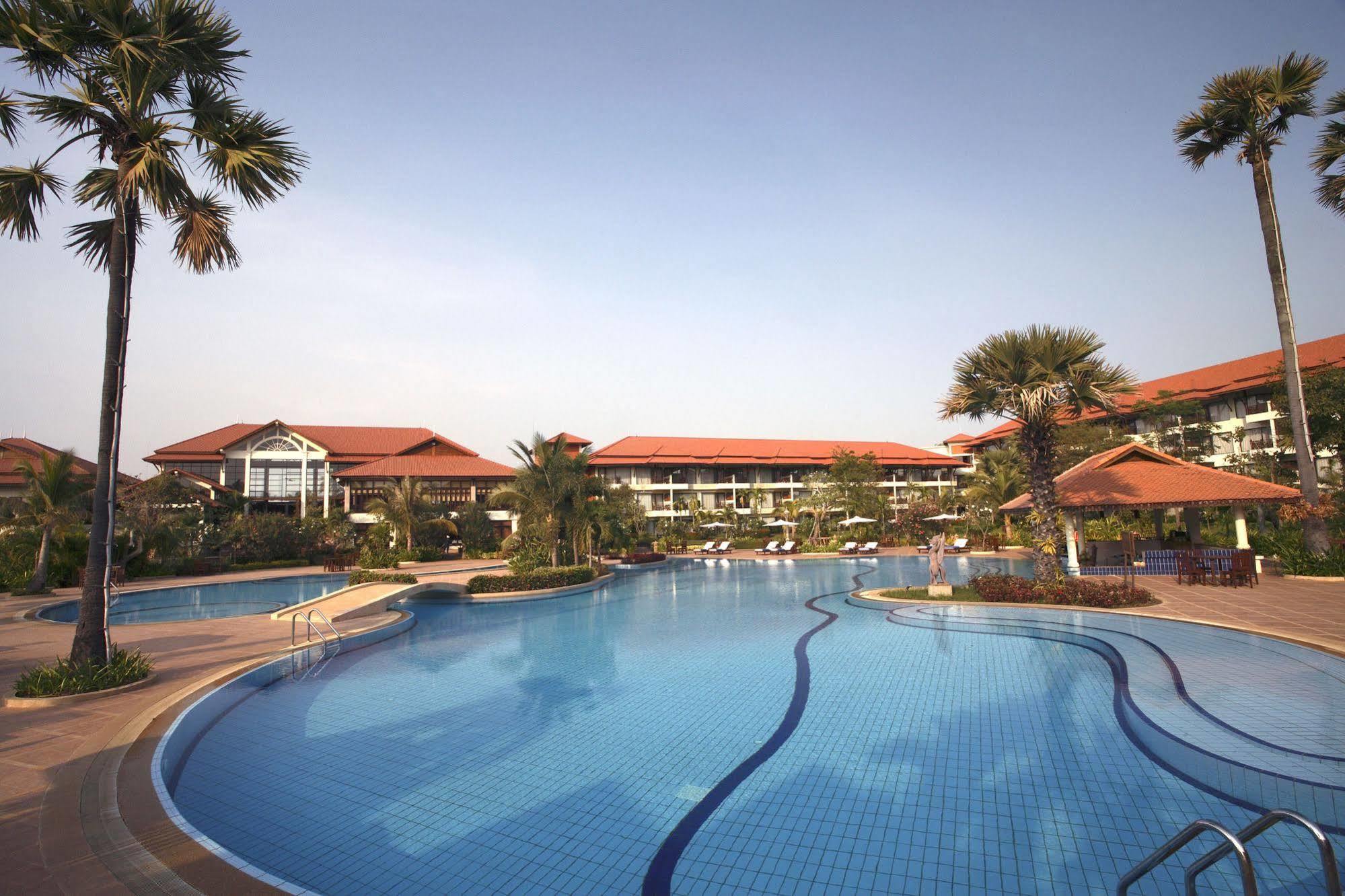 Angkor Palace Resort & Spa Siem Reap Exterior foto